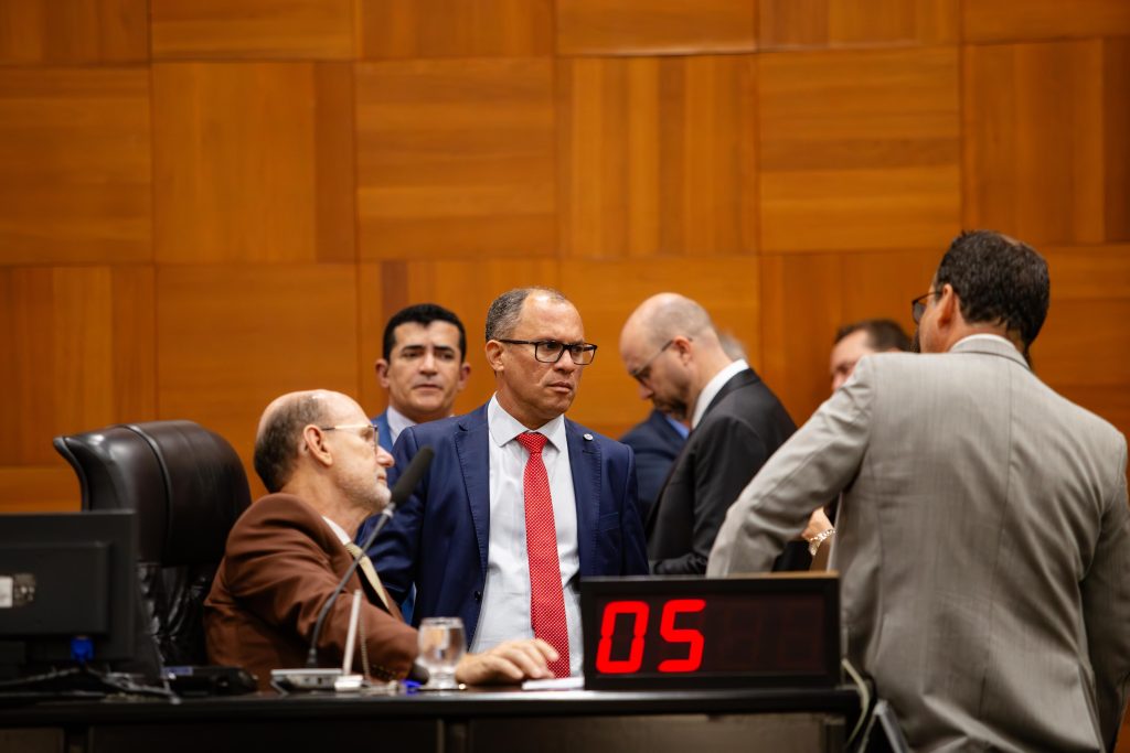 sessão almt aprovação do orçamento